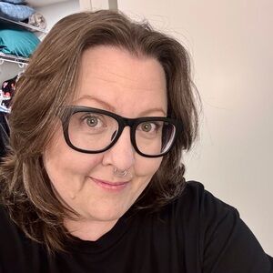 Meet your Posher, Alicia